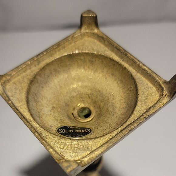 Vintage Venus Elegant Gold Candlestick Holder - Picture 4 of 5